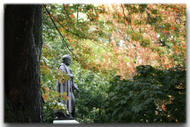 L'automne au parc Lafontaine de Montréal et quelques poèmes sur l'automne